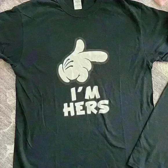 Couple's matching t shirt in black - Picture 3 of 7